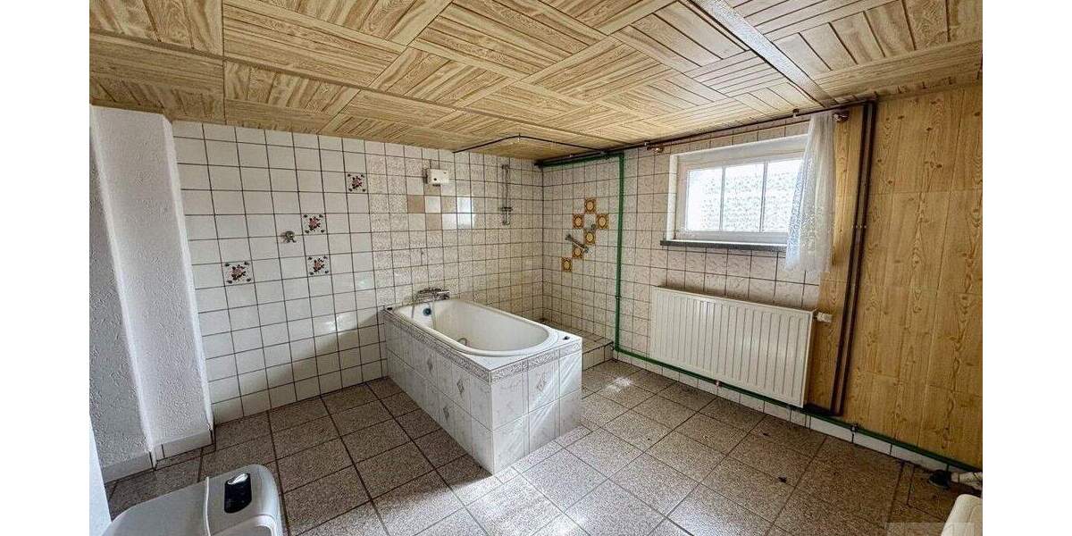 Einfamilienhaus Uhlstädt-Kirchhasel Uhlstädt - 5 Zimmer, 93 m&sup2;, 70.000&euro; | Angebot:25796785