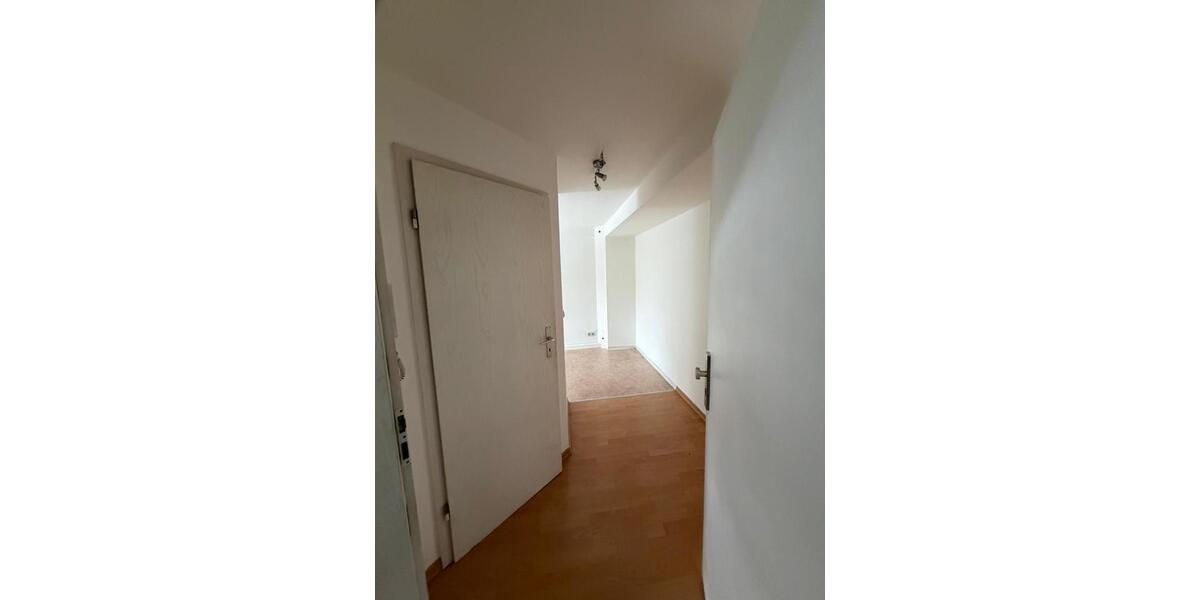 Etagenwohnung Erfurt - 1 Zimmer, 38 m&sup2;, 550&euro; | Angebot:25236311