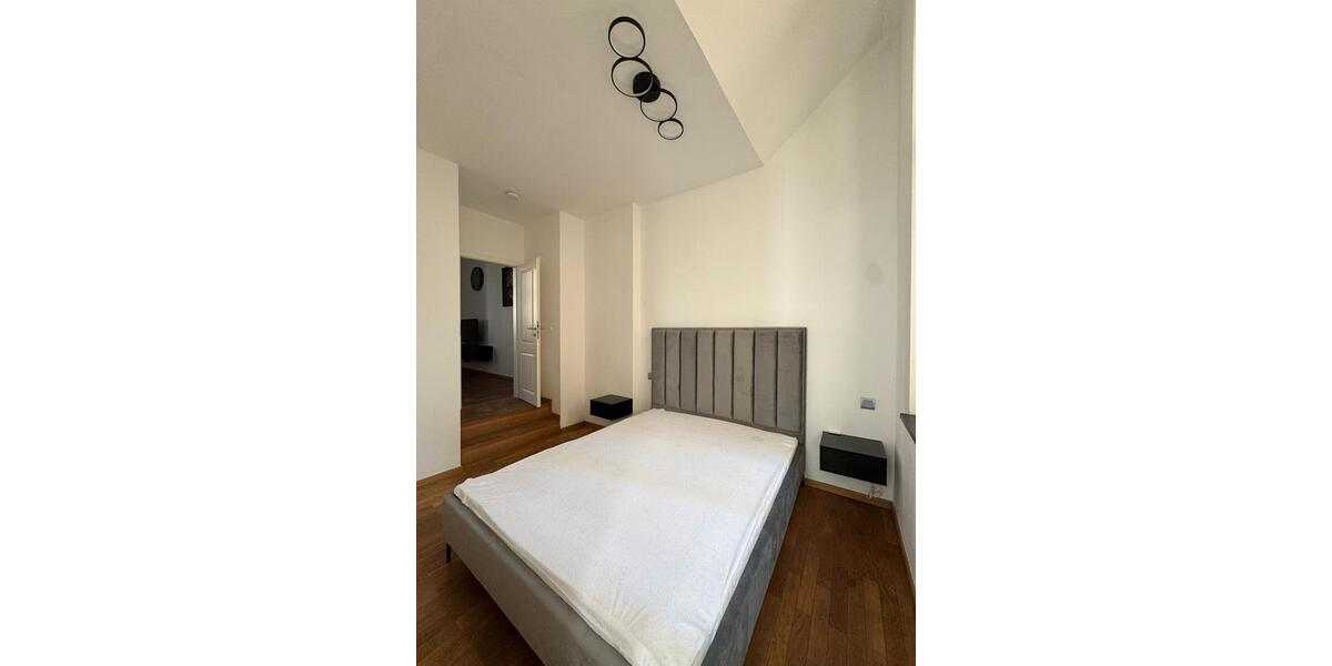Etagenwohnung Jena - 2 Zimmer, 45 m&sup2;, 1.000&euro; | Angebot:19596805