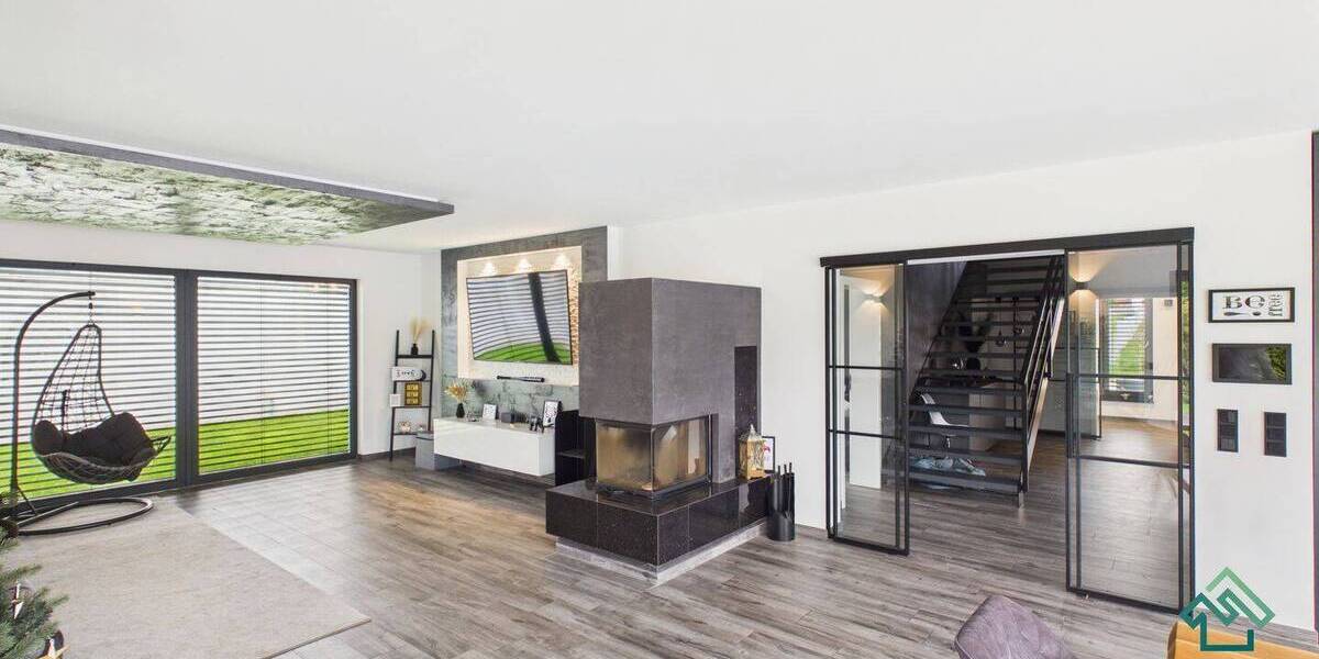 Einfamilienhaus Blankenhain - 8 Zimmer, 327 m&sup2;, 799.000&euro; | Angebot:26331281