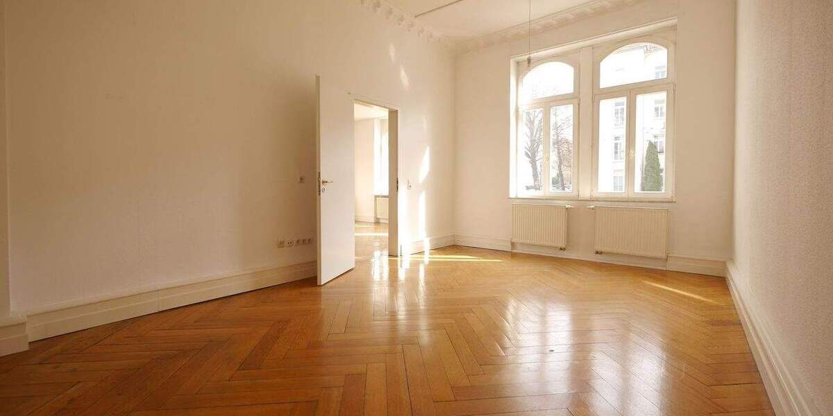 Gewerbeobjekt Erfurt Altstadt - 4 Zimmer, 188 m&sup2;, 1.410&euro; | Angebot:25661199