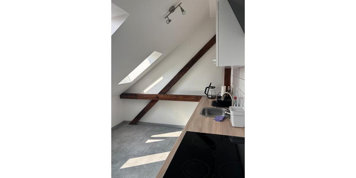 Dachgeschoßwohnung Erfurt Andreasvorstadt - 2 Zimmer, 60 m&sup2;, 600&euro; | Angebot:25640175