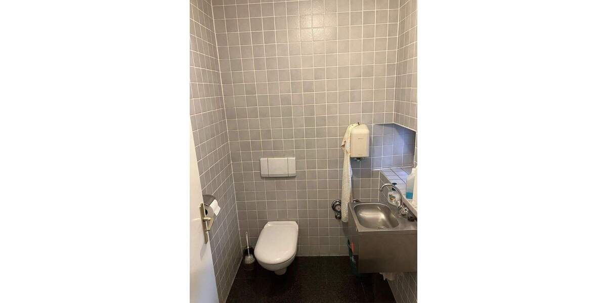 Etagenwohnung Jena Süd - 7 Zimmer, 100 m&sup2;, 260.000&euro; | Angebot:25969358