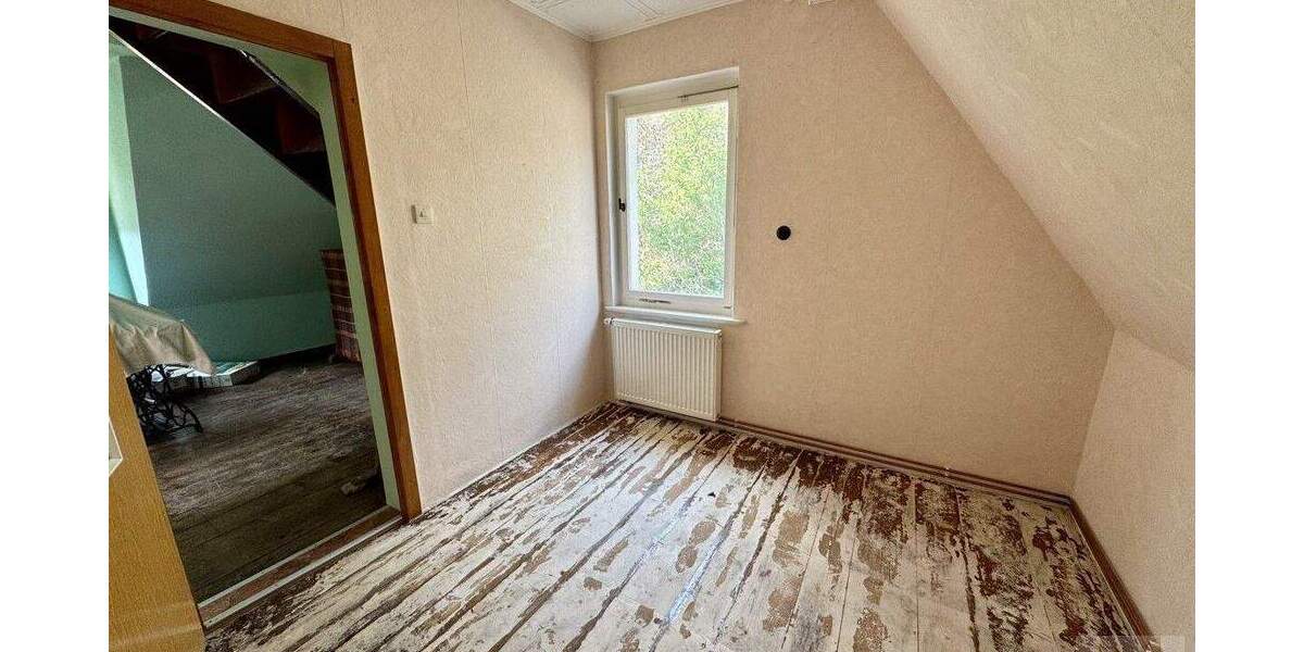 Einfamilienhaus Uhlstädt-Kirchhasel Uhlstädt - 5 Zimmer, 93 m&sup2;, 70.000&euro; | Angebot:25796785