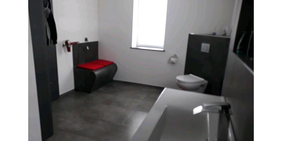 Reihenhaus Udestedt - 12 Zimmer, 240 m&sup2;, 185.000&euro; | Angebot:27110874