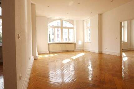 Wohnung Erfurt Altstadt - 3 Zimmer, 134 m&sup2;, 975&euro; | Angebot:26153992