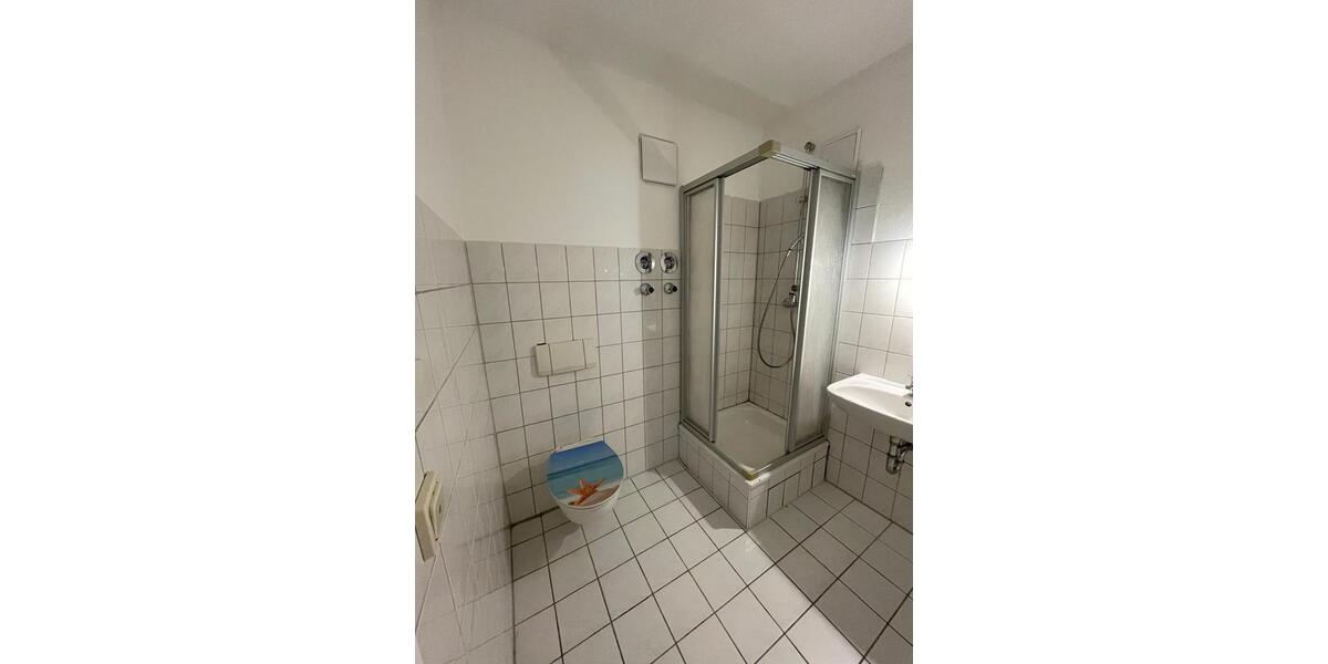 Etagenwohnung Apolda - 1 Zimmer, 80 m&sup2;, 595&euro; | Angebot:25886940