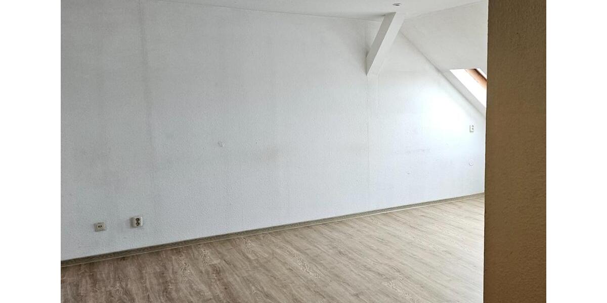 Dachgeschoßwohnung Erfurt Johannesvorstadt - 3 Zimmer, 95 m&sup2;, 715&euro; | Angebot:25539498