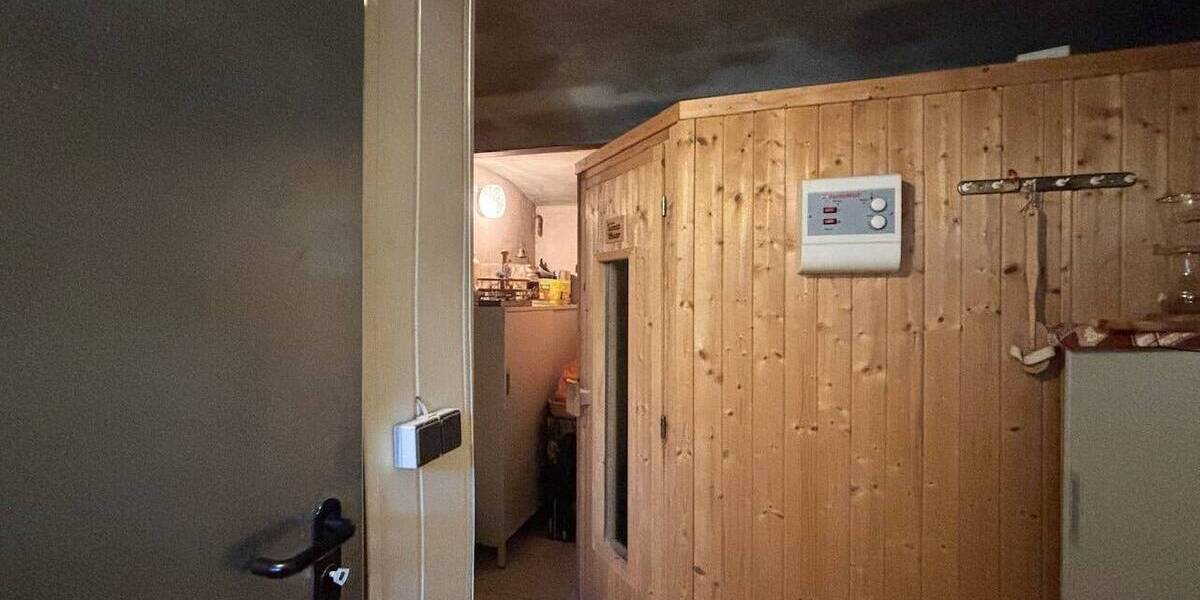 Mehrfamilienhaus, Wohnhaus Weimar Südstadt - 9 Zimmer, 230 m&sup2;, 625.000&euro; | Angebot:25996660