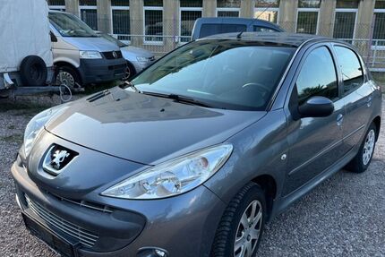 Peugeot 206 170.000 km 2.222 &euro; Erfurt 99085