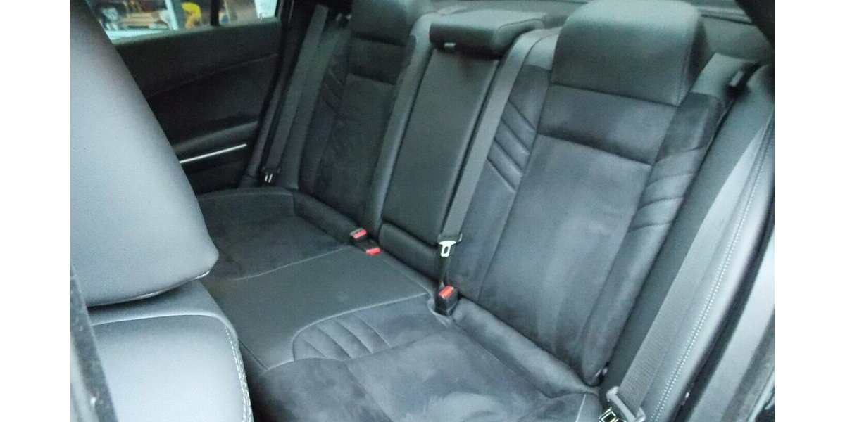 Dodge Charger 5,7 Hemi 