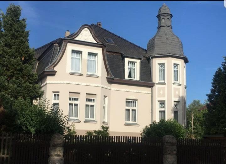 Hochparterre Apolda - 4 Zimmer, 160 m&sup2;, 1.450&euro; | Angebot:26026073