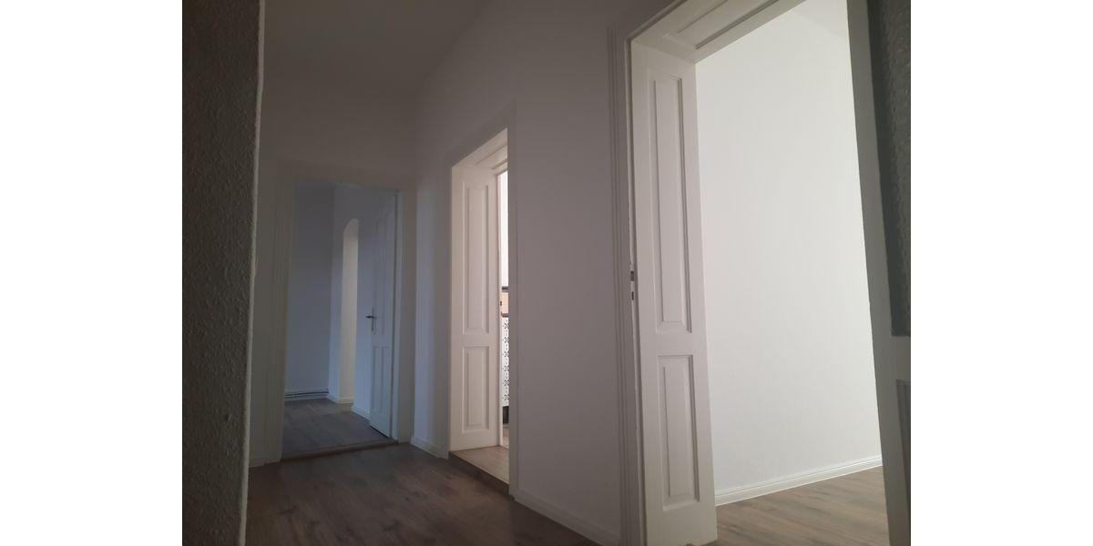 Etagenwohnung Erfurt - 4 Zimmer, 102 m&sup2;, 900&euro; | Angebot:26413437