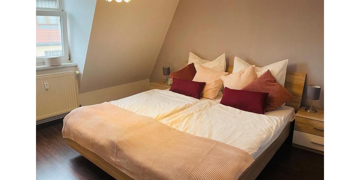 Dachgeschoßwohnung Jena Kernberge - 2.5 Zimmer, 50 m&sup2;, 1.200&euro; | Angebot:23765020