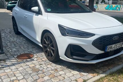 Ford Focus 47.700 km 27.490 &euro; Jena 07749