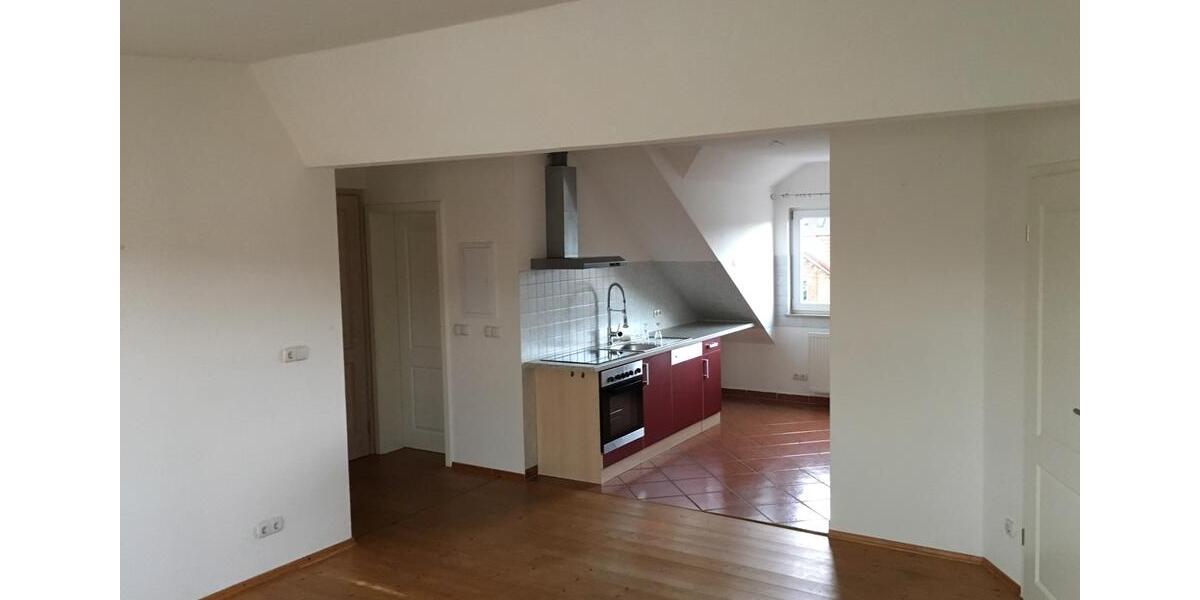 Dachgeschoßwohnung Weimar - 2 Zimmer, 53 m&sup2;, 830&euro; | Angebot:26384242