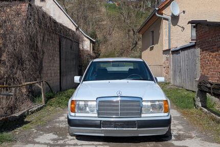 Mercedes-Benz 200 356.596 km 3.300 &euro; Jena 07749