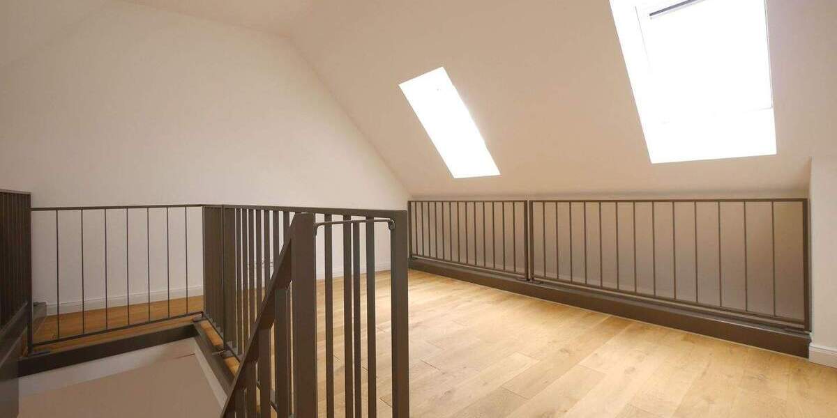 Etagenwohnung Erfurt Altstadt - 2 Zimmer, 87 m&sup2;, 995&euro; | Angebot:25908833