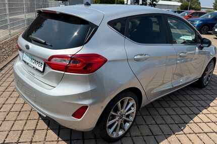 Ford Fiesta 105.404 km 9.999 &euro; Sömmerda 99610