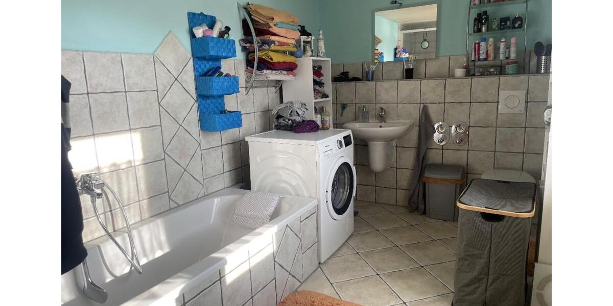 Einfamilienhaus Sömmerda - 7 Zimmer, 190 m&sup2;, 139.000&euro; | Angebot:25881462