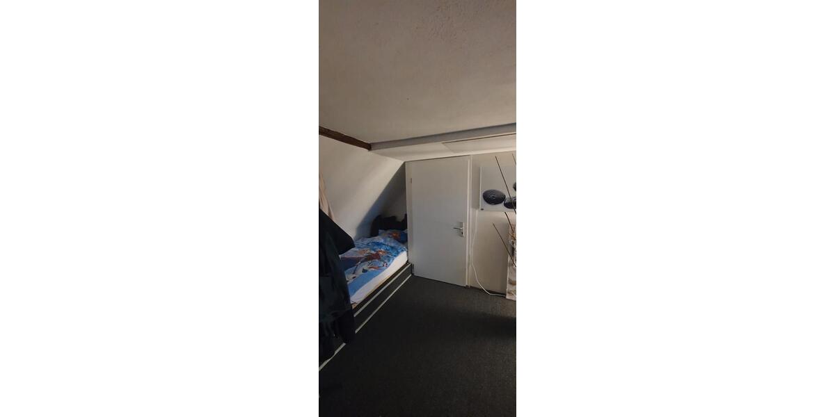 Reihenhaus Großrudestedt - 6 Zimmer, 140 m&sup2;, 159.000&euro; | Angebot:27269131