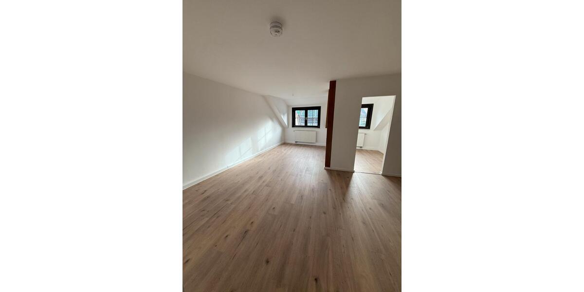Etagenwohnung Kahla - 2.5 Zimmer, 68 m&sup2;, 650&euro; | Angebot:26575969