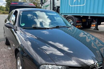 Alfa Romeo 156 192.300 km 4.100 &euro; Weimar 99423