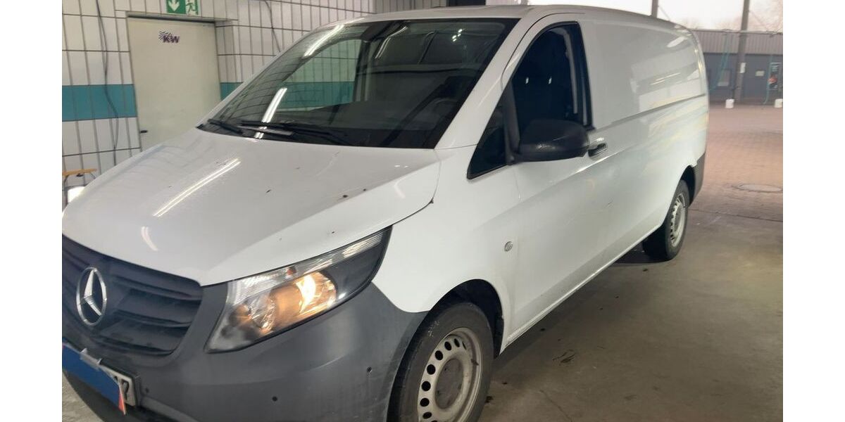 Mercedes-Benz Vito 182.000 km 19.890 &euro; Erfurt 99092