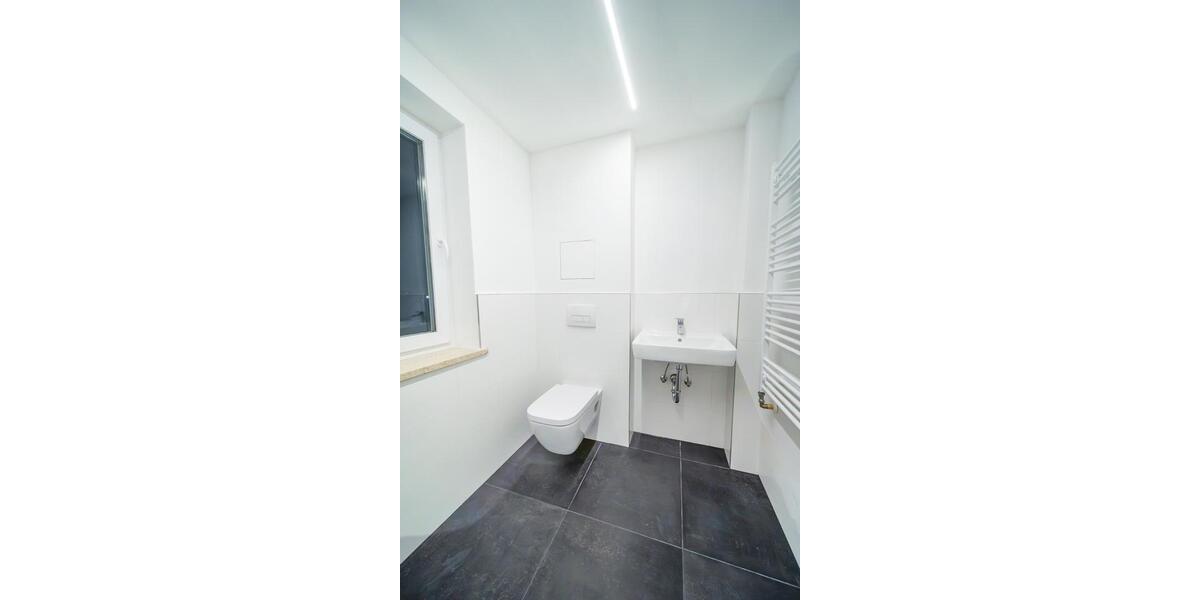 Etagenwohnung Erfurt Hohenwinden - 2 Zimmer, 61 m&sup2;, 700&euro; | Angebot:25256415