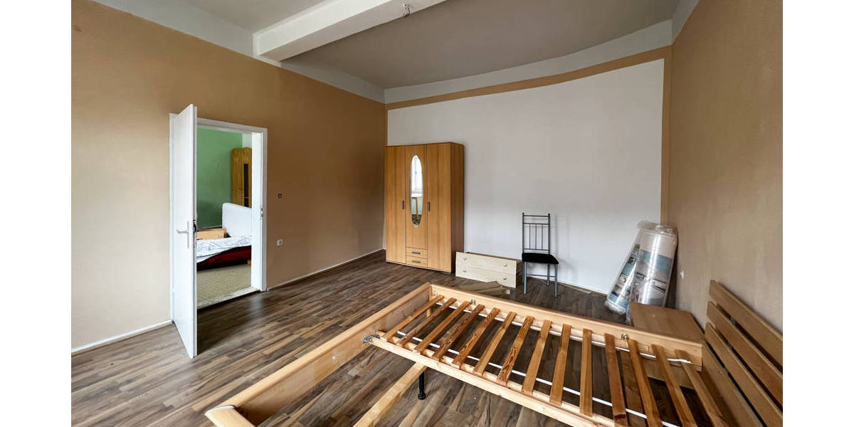 Mehrfamilienhaus, Wohnhaus Buttstädt - 1 Zimmer, 200 m&sup2;, 85.000&euro; | Angebot:25663485