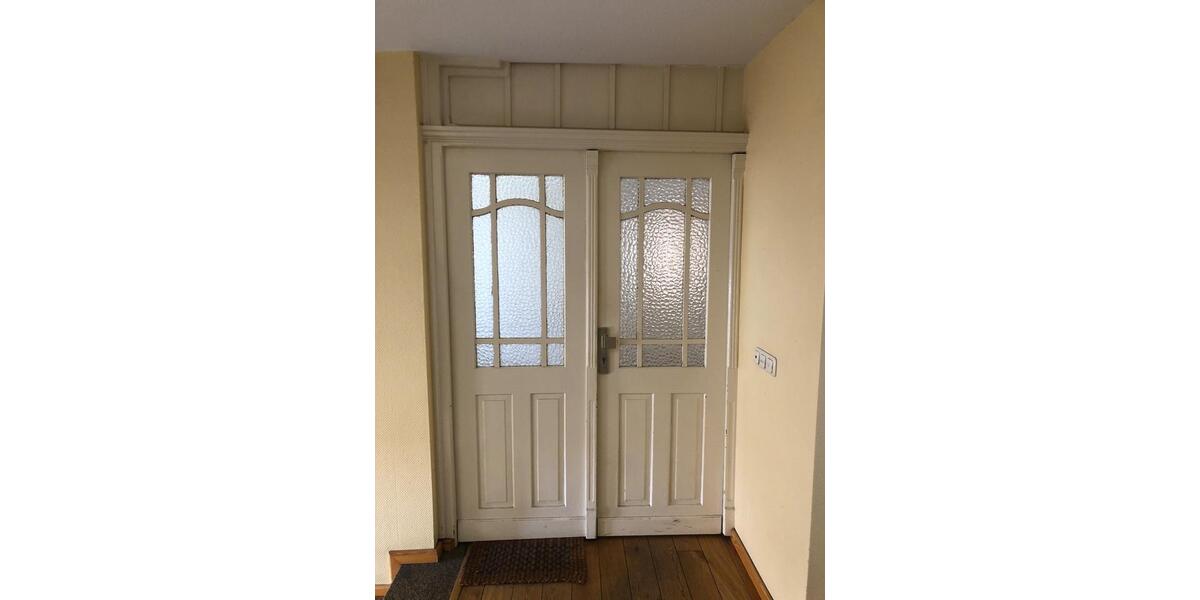 Etagenwohnung Apolda - 2.5 Zimmer, 75 m&sup2;, 450&euro; | Angebot:26004794