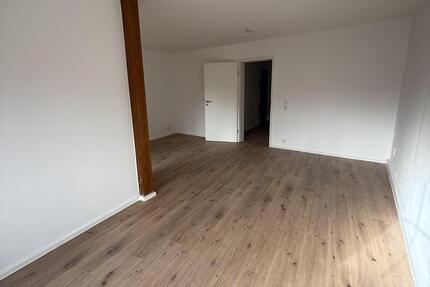 Wohnung Kahla - 2.5 Zimmer, 68 m&sup2;, 650&euro; | Angebot:26475200