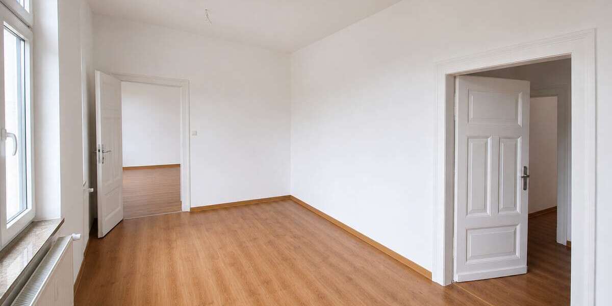 Etagenwohnung Rudolstadt - 4 Zimmer, 114 m&sup2;, 855&euro; | Angebot:26540090