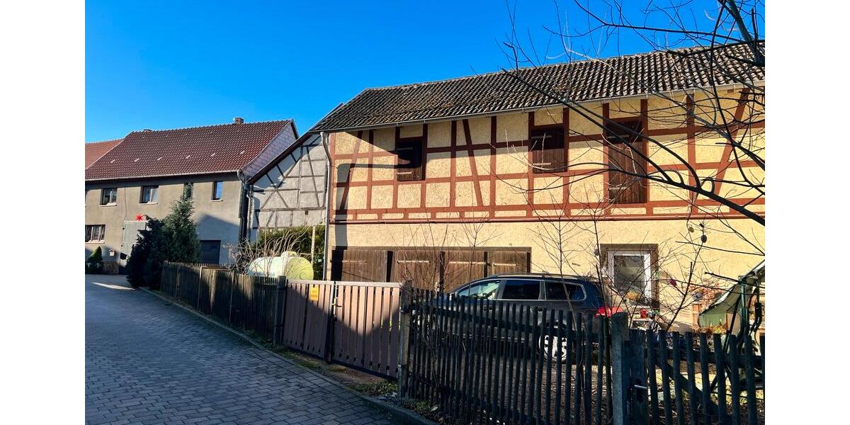 Mehrfamilienhaus, Wohnhaus Amt Wachsenburg - 8 Zimmer, 204 m&sup2;, 110.000&euro; | Angebot:25480384