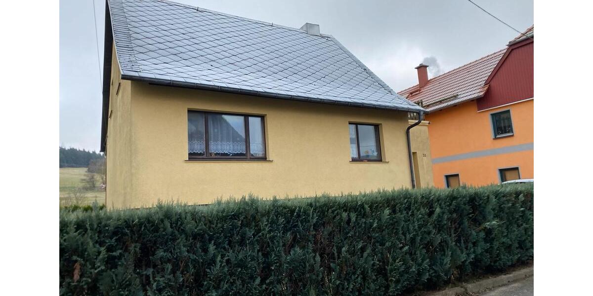 Einfamilienhaus Stadtilm - 7 Zimmer, 120 m&sup2;, 140.000&euro; | Angebot:24533046