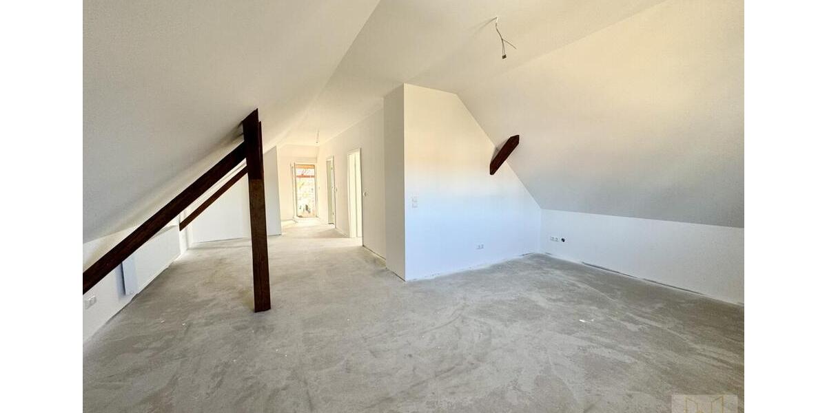 Maisonettenwohnung Rudolstadt - 6 Zimmer, 166 m&sup2;, 1.300&euro; | Angebot:25959375