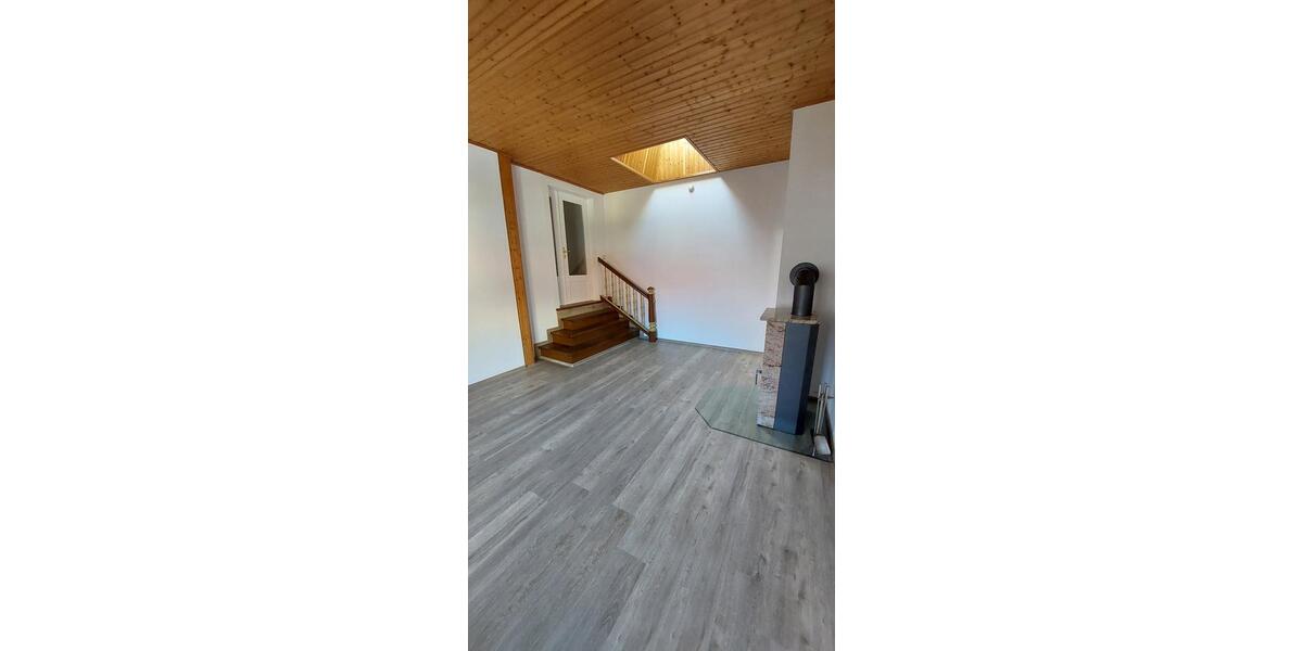 Etagenwohnung Rudolstadt - 2 Zimmer, 67 m&sup2;, 603&euro; | Angebot:26632754