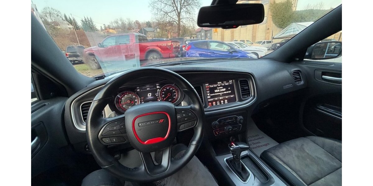 Dodge Charger 5,7 Hemi 