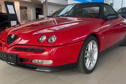 Alfa Romeo Spider 117.580 km 13.900 &euro; Erfurt 99085