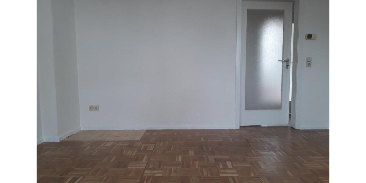 Hochparterre Apolda - 3 Zimmer, 55 m&sup2;, 450&euro; | Angebot:25994963