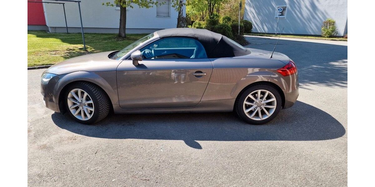 Audi TT 113.600 km 13.900 &euro; Weimar 99423