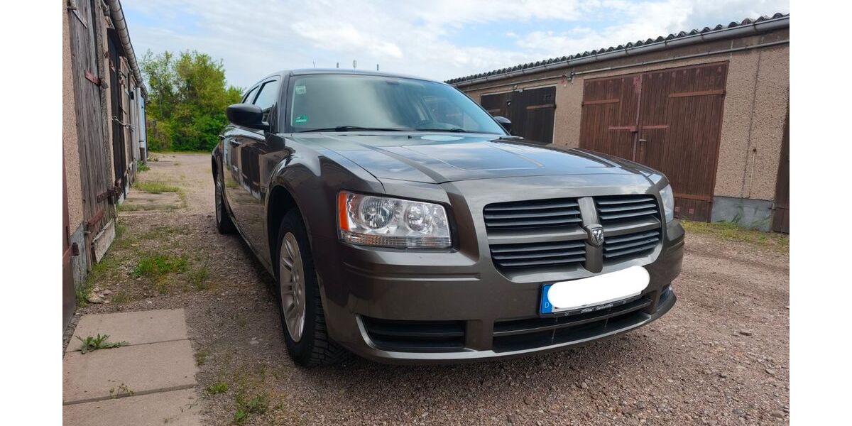 Dodge Magnum 210.000 km 3.150 &euro; Erfurt 99085