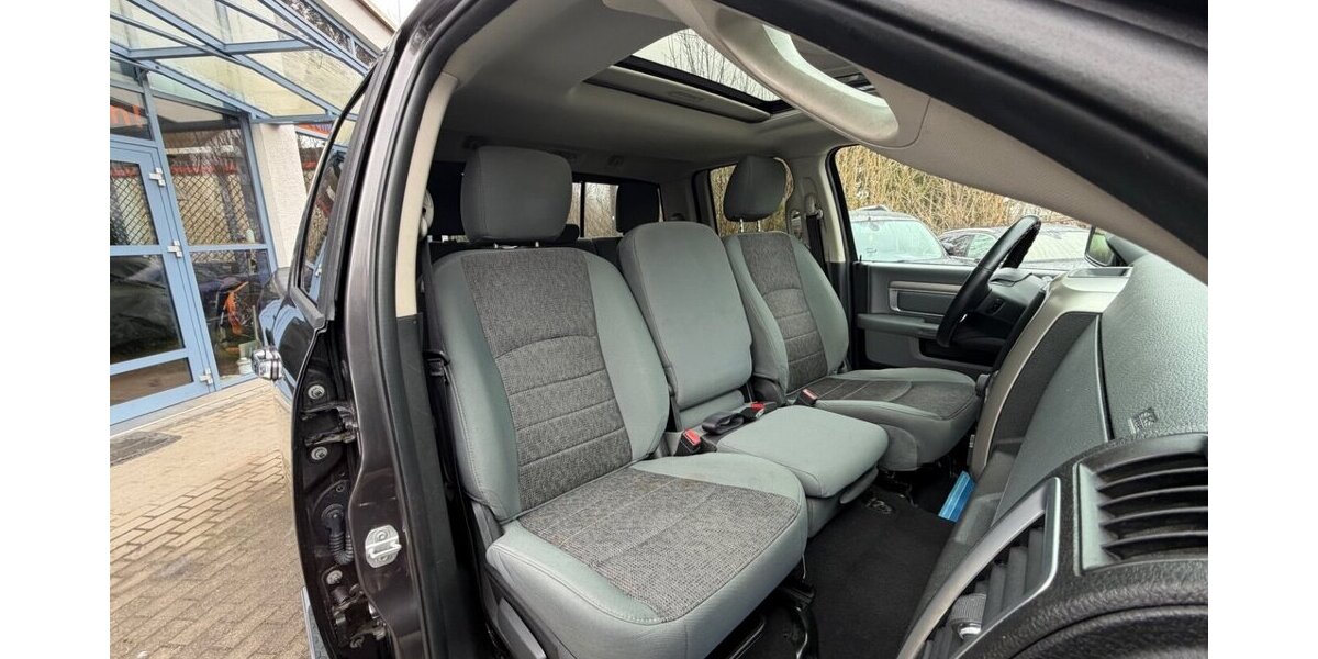 Dodge RAM 1500 5,7 HEMI 4+4 6 Sitzer 142.000 km 17.999 &euro; Rudolstadt 07407