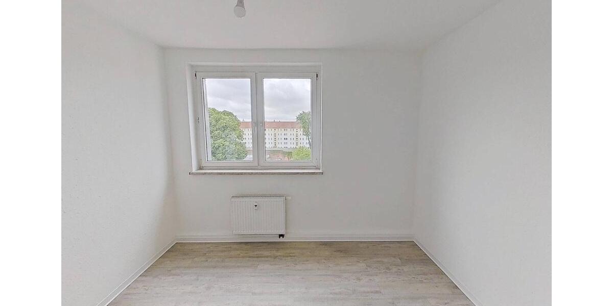 Dachgeschoßwohnung Erfurt Johannesplatz - 3 Zimmer, 72 m&sup2;, 648&euro; | Angebot:26647239