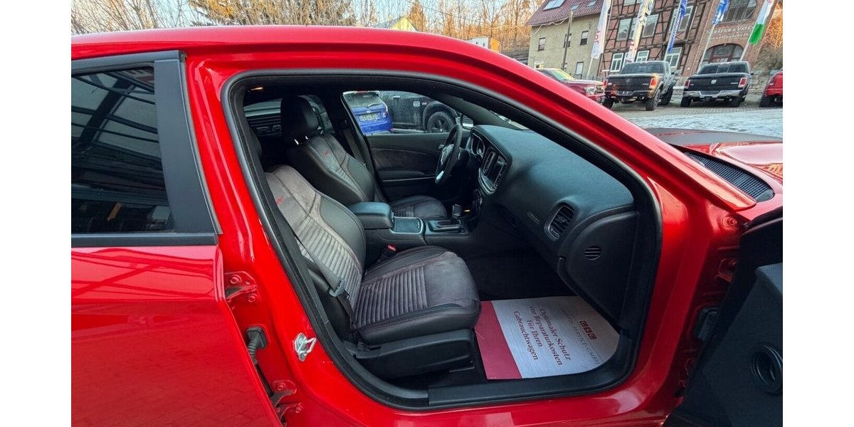 Dodge Charger 5.7 V8 HEMI R/T SRT 107.700 km 24.999 &euro; Rudolstadt 07407