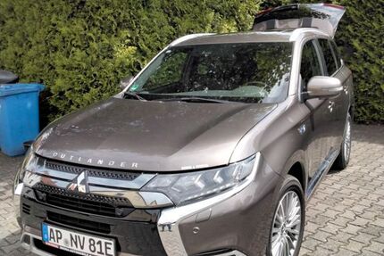 Mitsubishi Plug-in Hybrid Outlander 47.500 km 23.000 &euro; Ilmtal-Weinstraße OT Kromsdorf 99510