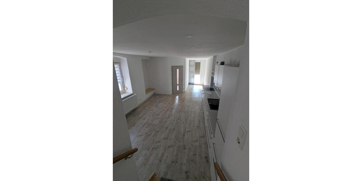 Erdgeschoßwohnung Apolda - 3.5 Zimmer, 95 m&sup2;, 100.000&euro; | Angebot:24517298