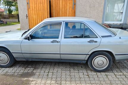 Mercedes-Benz 190 167.487 km 4.000 &euro; Ilmtal 99326