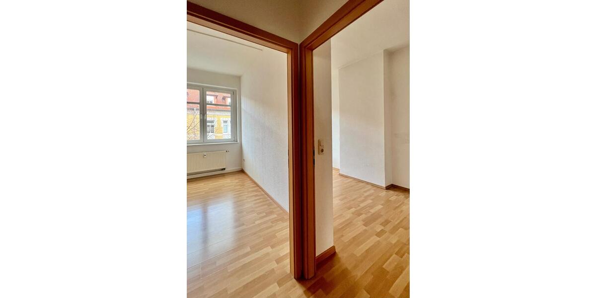 Etagenwohnung Erfurt Johannesplatz - 3 Zimmer, 70 m&sup2;, 870&euro; | Angebot:26005417