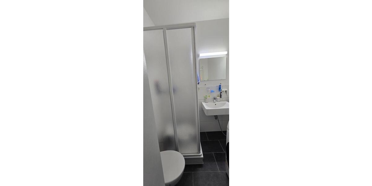 Etagenwohnung Jena Lobeda-Altstadt - 1 Zimmer, 24 m&sup2;, 350&euro; | Angebot:26517996